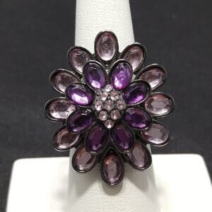 Purple & Lavender Flower Gun Metal Gray Stretch Ring, Size 7